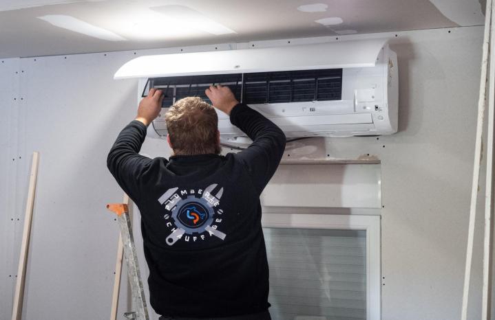 Pour votre satisfaction et votre sérénité, faites appel à nous pour équiper votre bâtiment d’un système de climatisation.