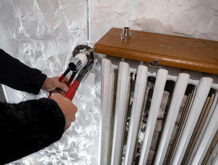 Nos chauffagistes excellent dans l’installation de pompes à chaleur. 